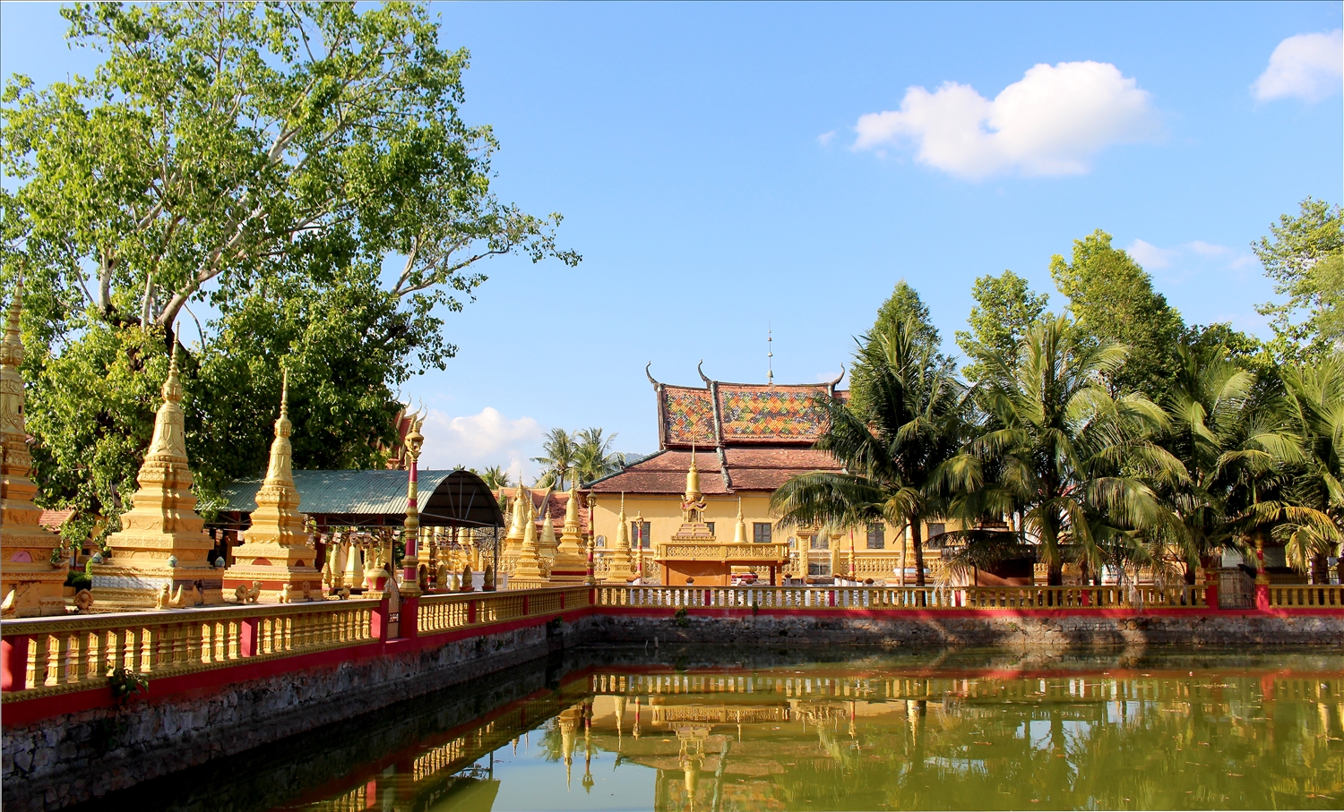 5  Quần thể kiến trúc chùa Xvayton