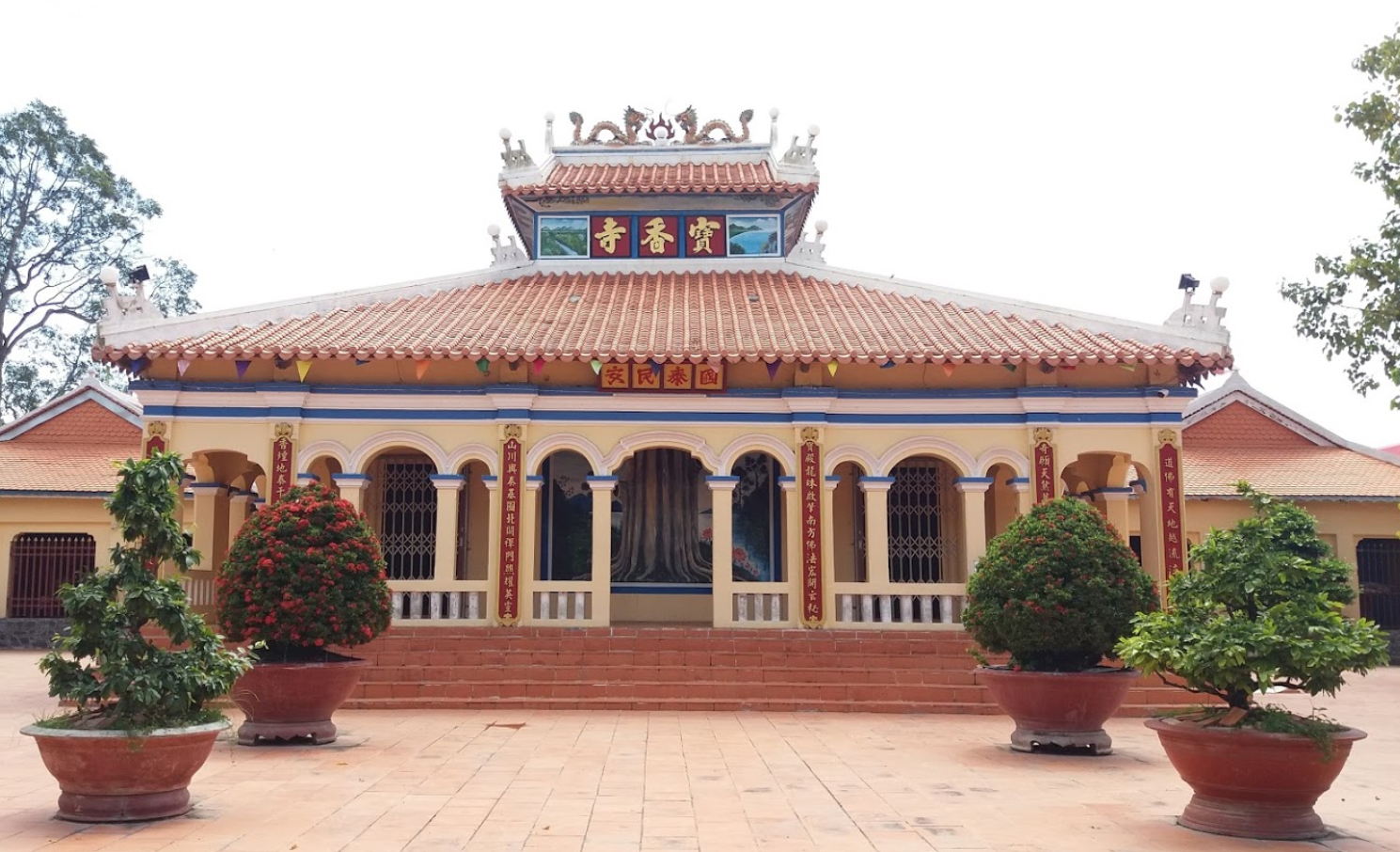 8 1 Đền thờ Quản cơ Trần Văn Thành